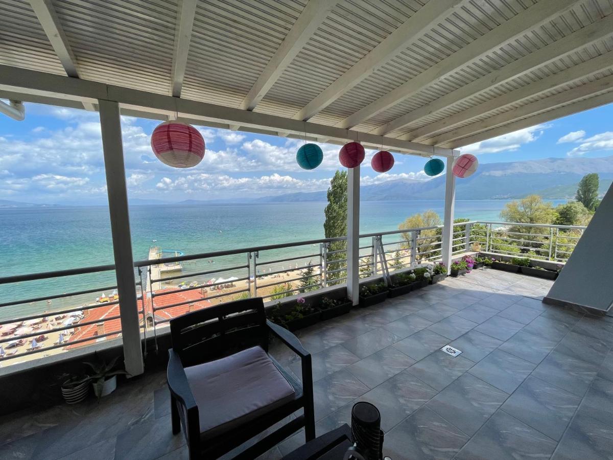 Kelvi'S Apartment Pogradec Exterior foto