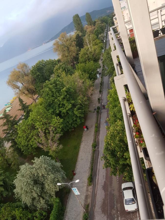 Kelvi'S Apartment Pogradec Exterior foto